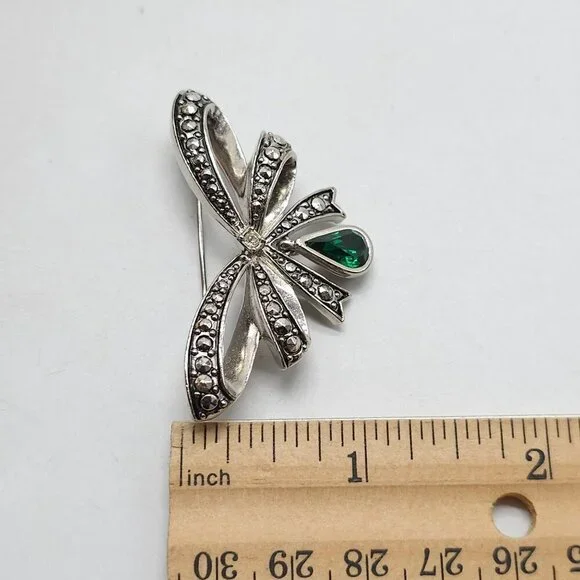 AVON Vintage Rhinestone Bow Green Drop Silver Brooch Pin - Picture 4 of 4